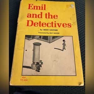 Vintage scholastic  'Emil and the Detectives' chapter Book